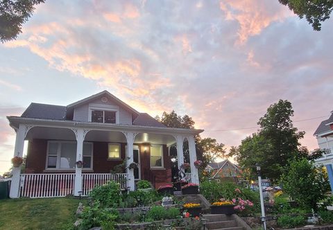 Others Serene Niagara Inn