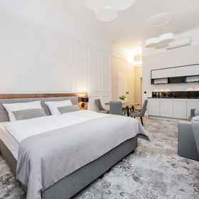 Primary image 1 Vinfort Aparthotel, Hotel Wilayah Poland Kecil