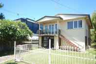Others Spacious 2-Storey Home By The Bay: Sleeps 12
