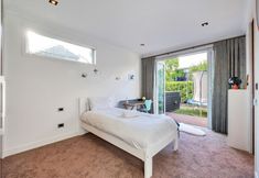 Lain-lain 2 Elegant Sea-View Villa on the Northshore