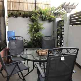 Primary image 1 Lighthouse Apartment and Guest Inn, Hotel Max & Bunny - SM PPS