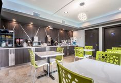 Others 4 Scottish Inns Katy