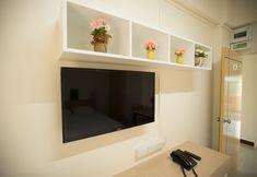 Others 6 A.E. Richy Home