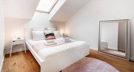 Others 2 Penthouse Harmonica - LoftAffair