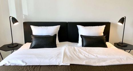 อื่นๆ 2 Viadukt Apartments