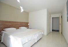 Others 5 Aqua Suit Panorama A1