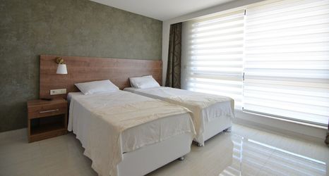 Others 2 Aqua Suit 3