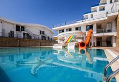 Others 4 Aqua Suit 4