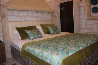 其他 4 Antik Stone House