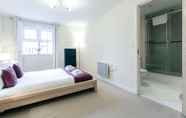 Others 7 Roomspace Apartments-Courtyard Guildford