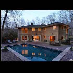 Primary image13 private bedrooms with Pool Holiday home 3 BestStayz.1,Nest on Main飯店