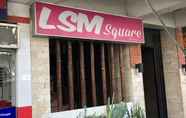 Lainnya 7 LSM Square Boracay