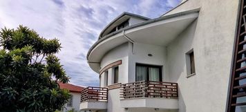 其他 4 The Round House