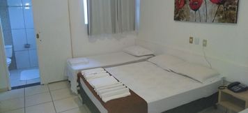 其他 3 Falls Plaza Hotel