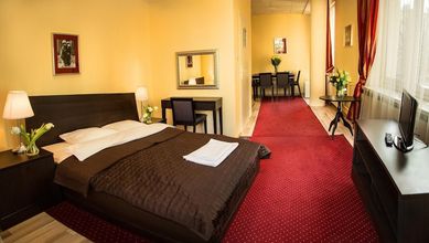 Others 4 Centrum Scsk Zurawia