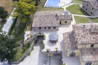 Others Borgo Pratole Country House