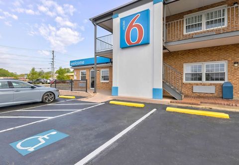 Others Motel 6 Falls Church, VA - Arlington Boulevard