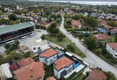 其他 4 Zumrut Villas