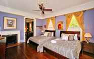 Others 4 3 BR Victorian Stunner on Forsyth Park