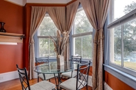 Others Forsyth Park 2 Bedroom Beauty