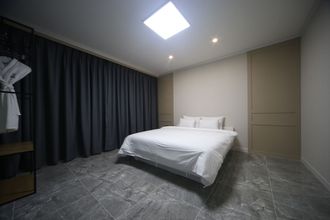 Others 4 Bestie Hotel