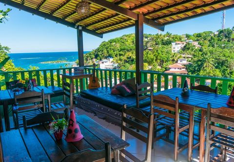 Others The Hostel Sky