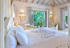 Others 7 Bluff House