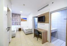 Others 3 HI Eilat Hostel