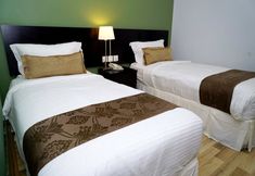 Lain-lain 5 Alami Garden Apartment & Homestay