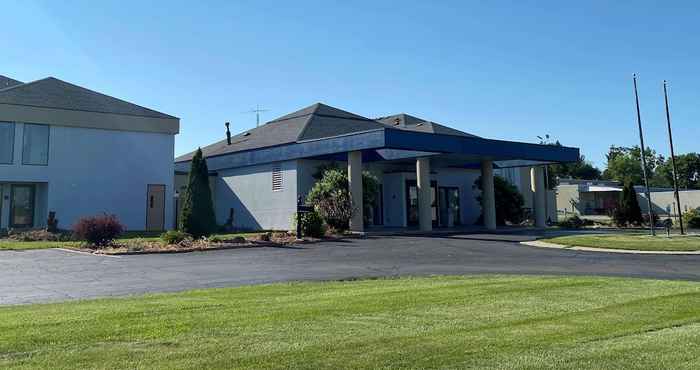 Others AmericInn by Wyndham Fort Atkinson