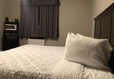 Others 5 London Residency Inn