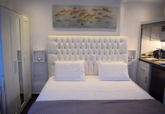 Others 7 Ariana Eco Suites - Adults Only