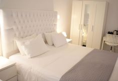 Others 2 Ariana Eco Suites - Adults Only