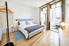 Others Pause Apartments