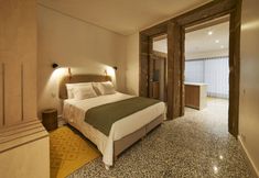 Others 5 Pause Apartments