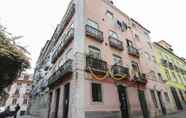 Others 4 Bairro Alto Views by Homing