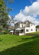 Primary image Peveril House, Spacious Eco-friendly Holiday Home