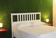 อื่นๆ 5 Urban Pop Hostel & BnB