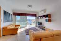 Lainnya Fabulous Apartment With Pool, Upmarket Area