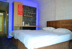 Others 6 King Apart Suites