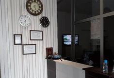 Lain-lain 5 Adam Apart