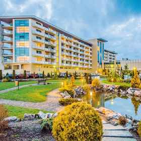 Primary image 1 아파르타멘티 선 & 스노우 아르카 스파, 파르세타 강 위 호텔