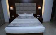 Lainnya 5 White Palace Hotel