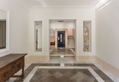 Others 2 Puerta de San Fernando