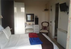 Others 7 The Pot and Barrel