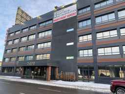 Hotel Montreal Metropolitan, BW Signature Collection, USD 151.72