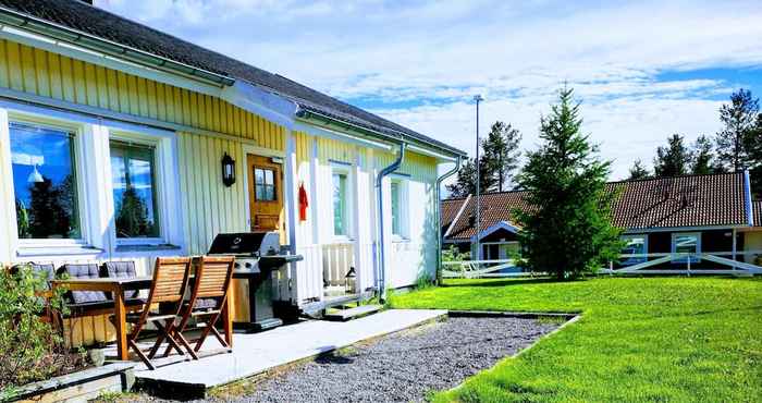 Lainnya Arctic Light Holiday House