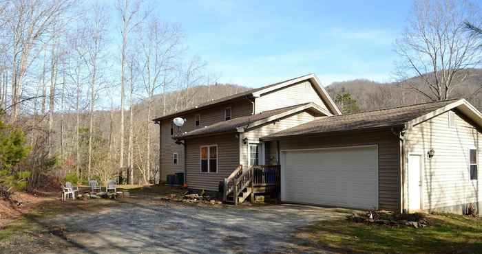 Lainnya Comfortable Mountain Home near Everything yet Private