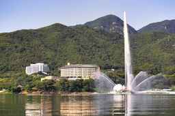 Cheongpung Resort Lake Hotel, Rp 992.774