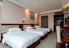 Others 4 Royal Plaza Hotel
